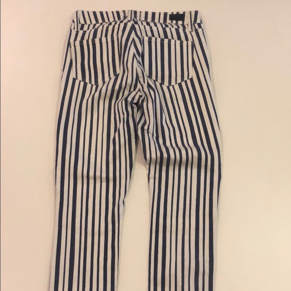 Jeans - Picture 6 of 7